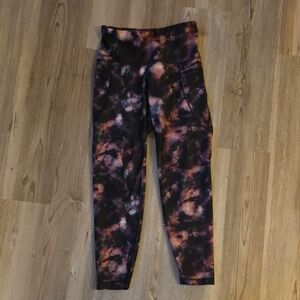 Old Navy Powersoft Tie-Dye 7/8 Leggings